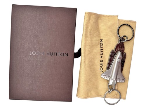 Louis vuitton ciondolo - louis, space
