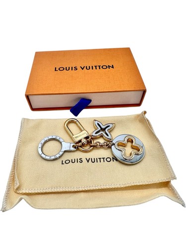 Louis vuitton charm - da, tasca