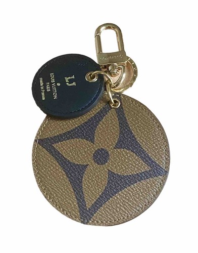 Portachiavi louis vuitton - “louis,